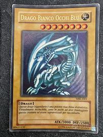 Drago Bianco Occhi Blu MIK-I001