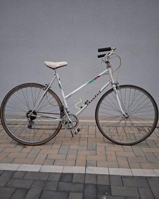 bicicletta Peugeot ruote da 28 con marce 