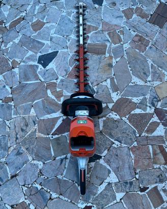 Tagliasiepi Stihl hsa100
