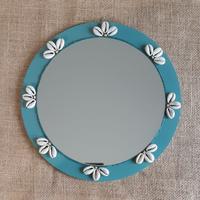 Specchio da parete decorato a mano, con conchiglie