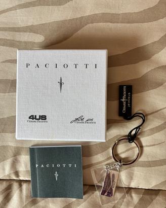 Portachiavi Cesare Paciotti in argento.