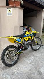 Rm 125