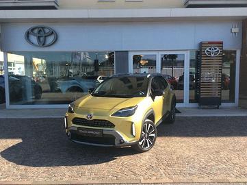 Toyota Yaris Cross 1.5 Hybrid 5p. E-CVT AWD-i...
