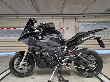 Bmw s1000xr Triple Black 2022
