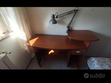 Scrivania 