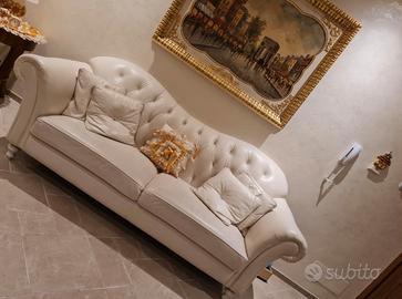 Divano in pelle con Swarovski