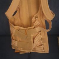 Busto ortopedico spallaccio per la stabilizzazione