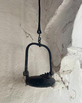 Lampada ad olio antica