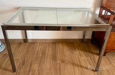 Tavolo in vetro IKEA