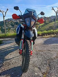 KTM Adventure 790 R