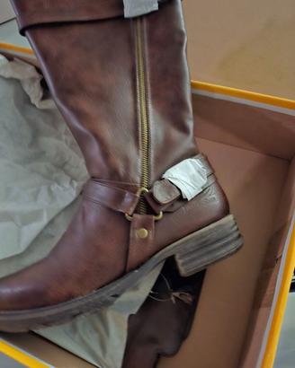STIVALI DONNA DOCKERS MAI USATI N 38