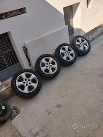 Cerchi in lega e gomme Laufenn 205/55 R16