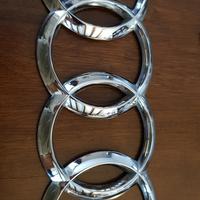 Logo anteriore Audi A1
