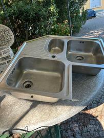 Lavandino INOX per cucina tripla vasca + accessori