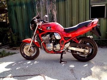 Suzuki GSF 650 Bandit - 1996