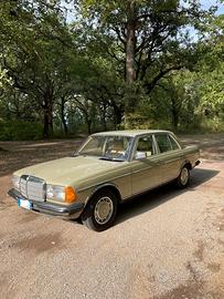 Mercedes 200 - 1983
