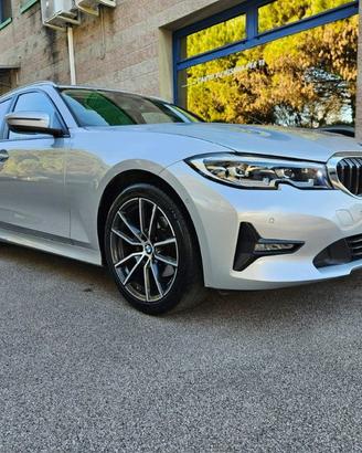 BMW 320 D TOURING XDRIVE 190CV TETTO PANORAMICO