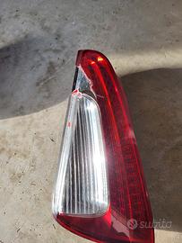fanale  posteriore sx  lancia musa led