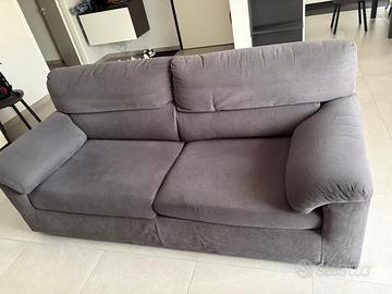 Divano 3 posti grigio