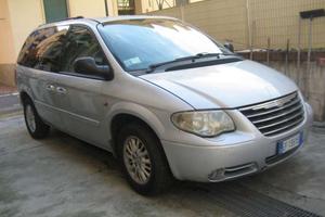 CHRYSLER Voyager 2.5 CRD KAT LX