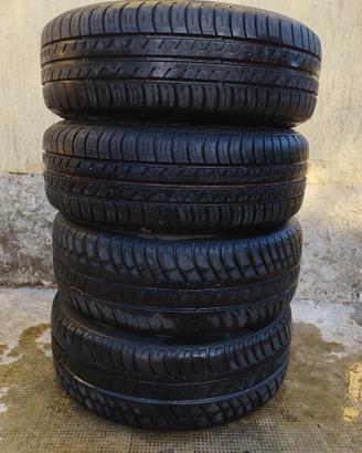 Gomme 185/60R14, 205/55R16, 195/65R15, 135/80B14