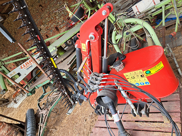 Falciatrice idraulica