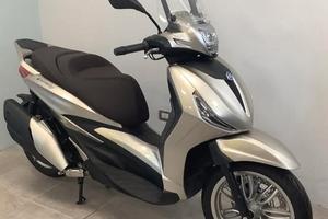 Beverly 400 hpe soli 8000km