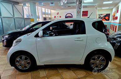 Toyota iQ 1.0 Lounge