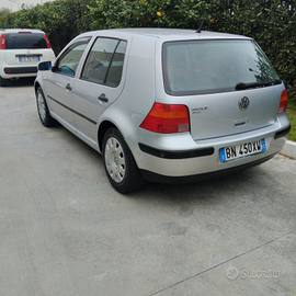 Vendo Golf 4serie benzina e GPL