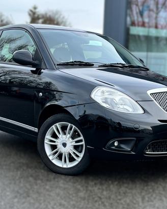 Lancia Ypsilon 1.2 69 CV Platino