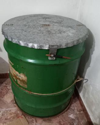 Fusto in ferro smaltato per olio 200 litri