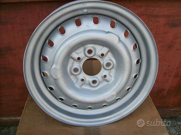 N. 2 Cerchi Borrani fuoriserie 4,5x 14 Fiat 1100 1