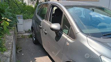 Opel neriva