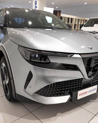 Alfa Romeo Junior 1.2 145 CV Hybrid eDCT6 Q4 ...