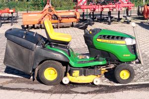 RASERBA JOHN DEERE usato