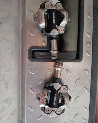 pedali Shimano SPD- M8100