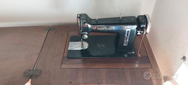 macchina per cucire Necchi 1960