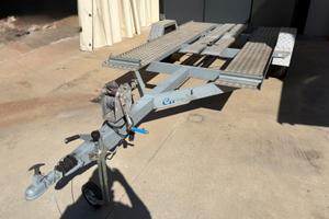 Carrello trasporto auto