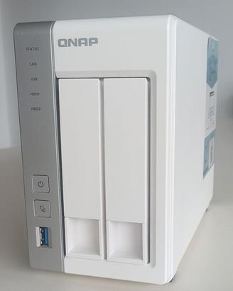 NAS QNAP TS-231P + HD 2 TB  WD RED + BAY VUOTO