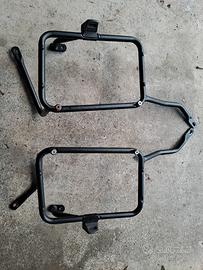 telai VFR 800 x bauletti  laterali Givi 