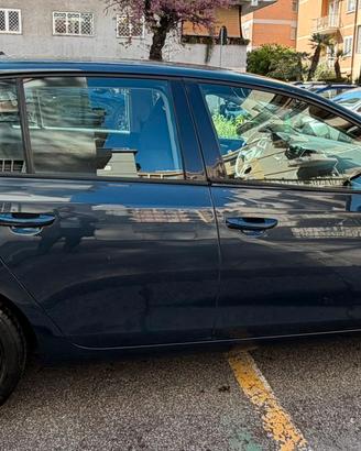 Golf (2009) 1.6 benzina 105cv