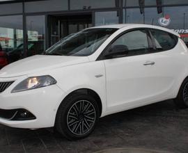 Lancia Ypsilon III 1.0 firefly hybrid Silver s&s