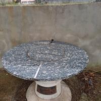 Tavolo da giardino granito con barbecue a centro
