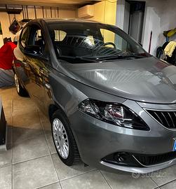 Lancia Ypsilon 1.0 FireFly 5 porte S&S Hybrid Ecoc