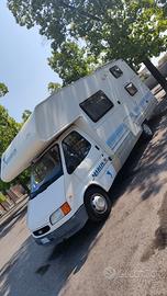 Ford transit 2500 turbo diesel 1999 7 posti letto 