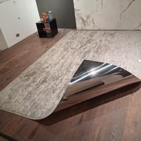 Tappeto di design nuovo  ultimi giorni 