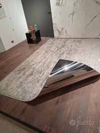 Tappeto di design nuovo  ultimi giorni 