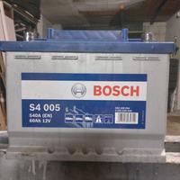 Batteria Bosch S4 005 540A 60Ah 12V