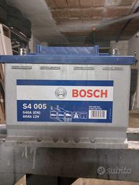 Batteria Bosch S4 005 540A 60Ah 12V