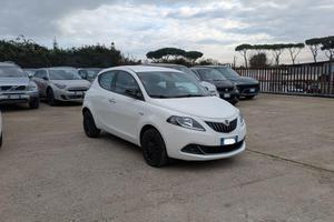 LANCIA Ypsilon HYBRID 1.0cc 70cv